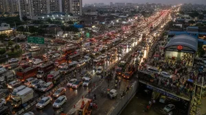 Delhi-NCR Traffic Gridlock: Festival and Office Rush